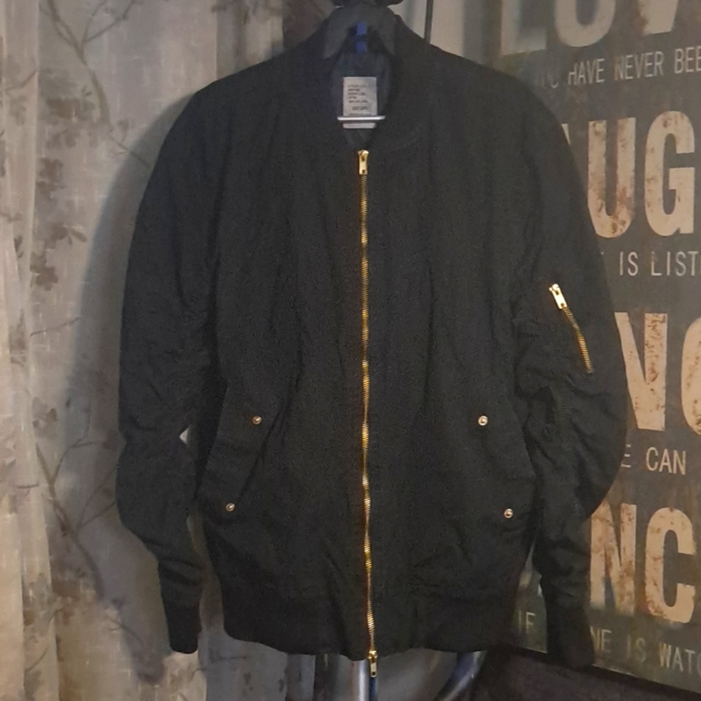 DIVIDED Bomber